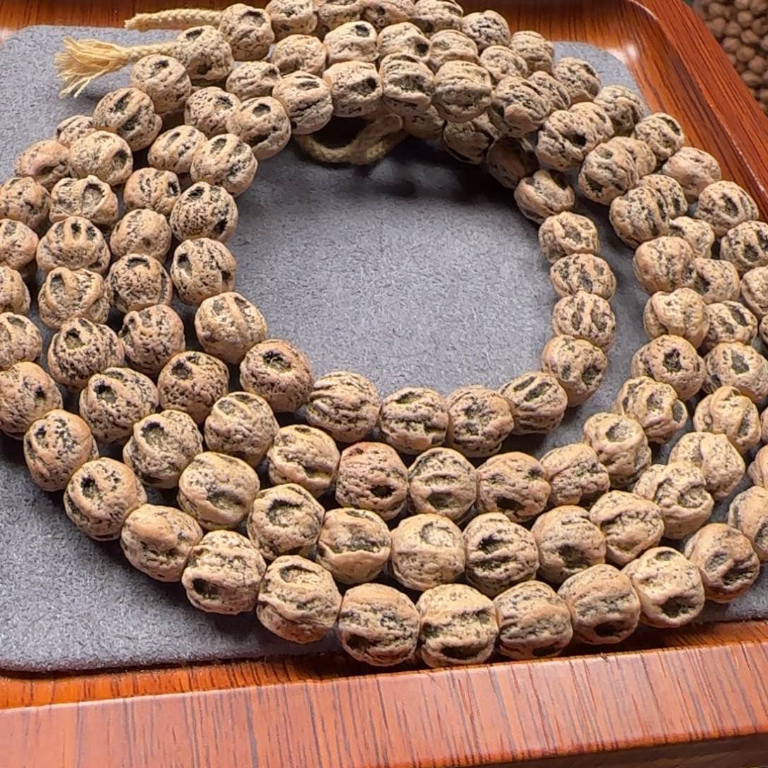 柏香籽/百香籽手串余**?