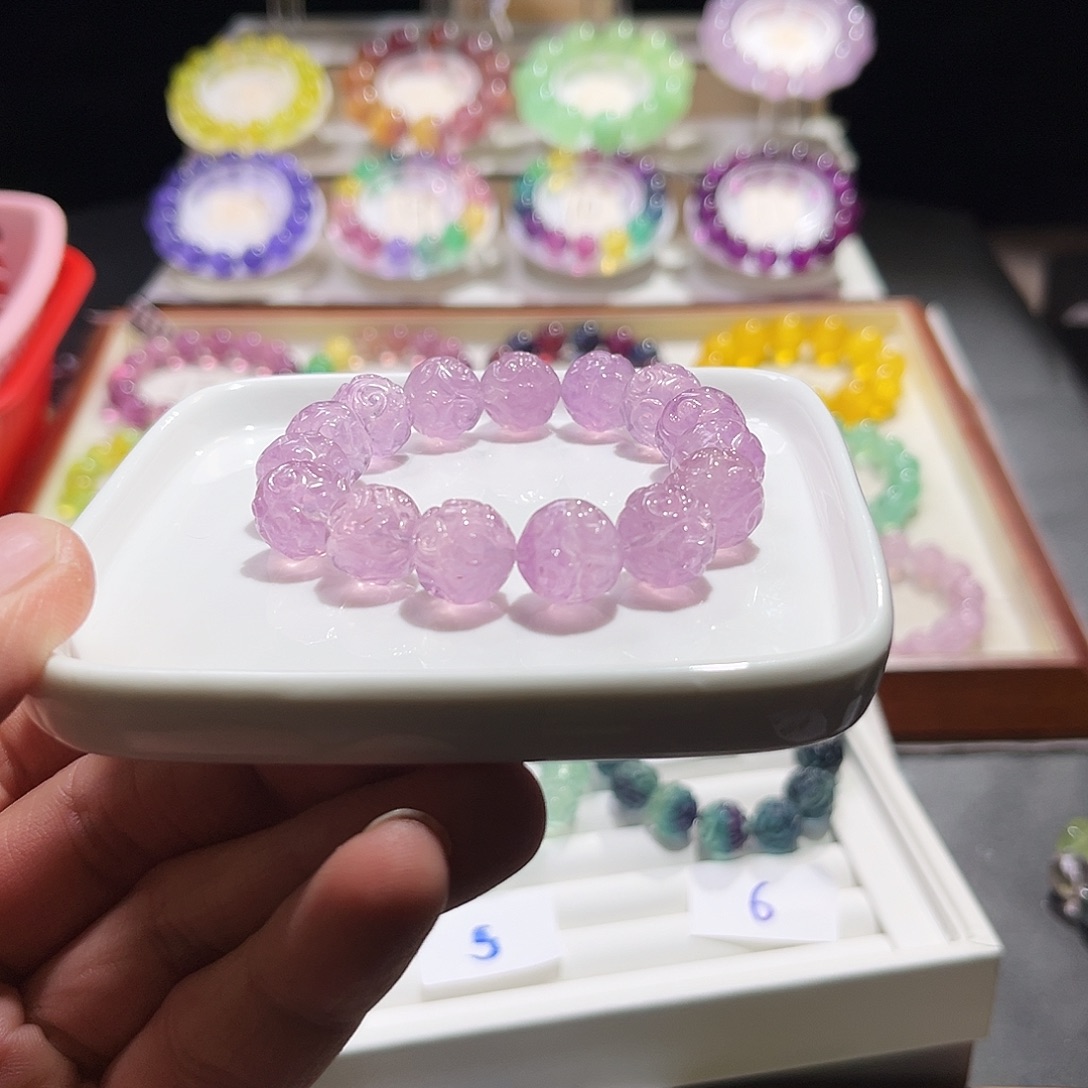 『***』手串萤石未镶嵌紫粉祥云