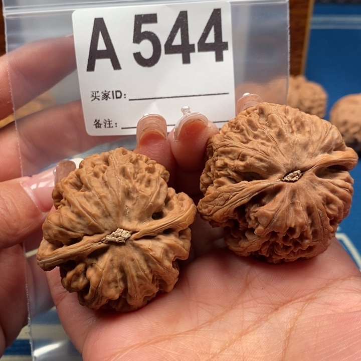 文玩核桃吊坠粗筋精修45A544