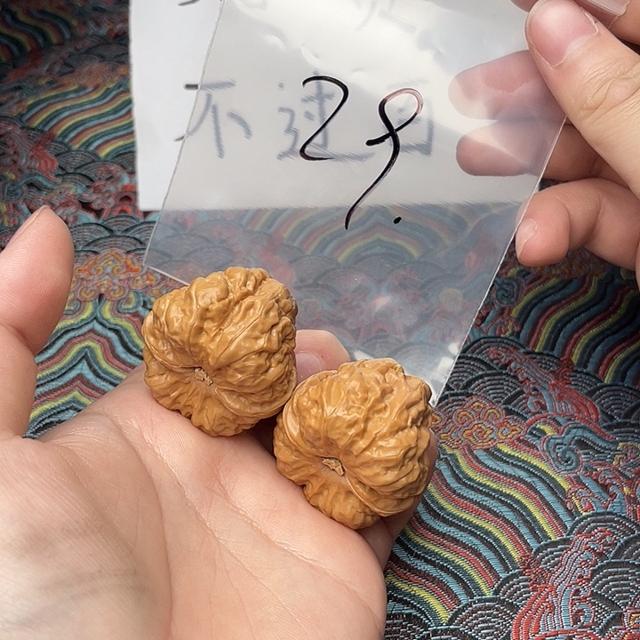 文玩核桃把件哈哈哈哈哈哈哈哈哈哈哈哈哈
