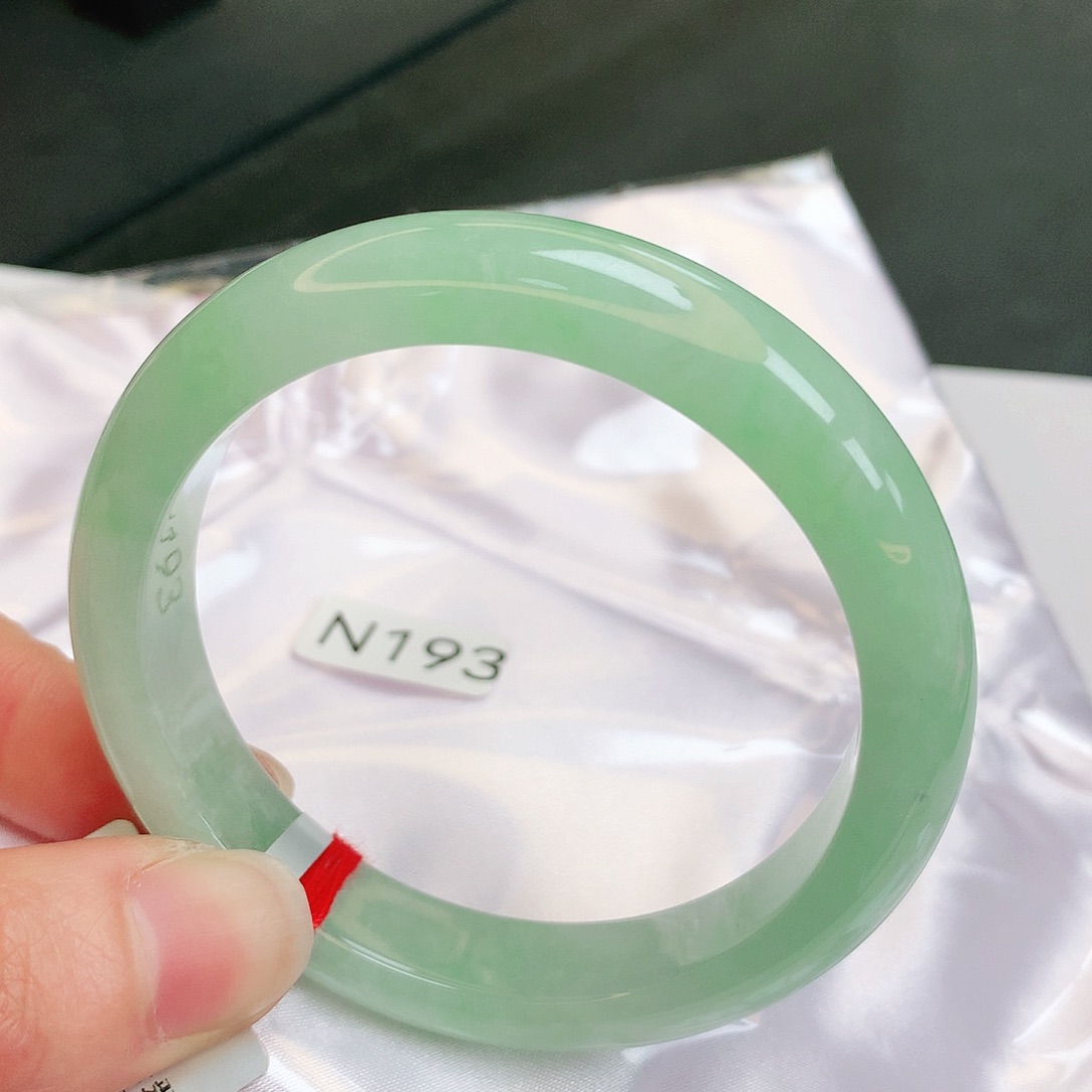 【闪购商品】翡翠手镯未镶嵌缅甸天然a货翡翠