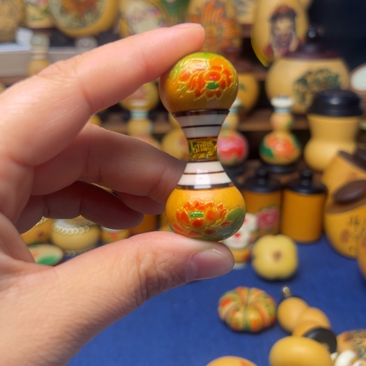 绥***兵大叶紫檀（黑酸枝木类）