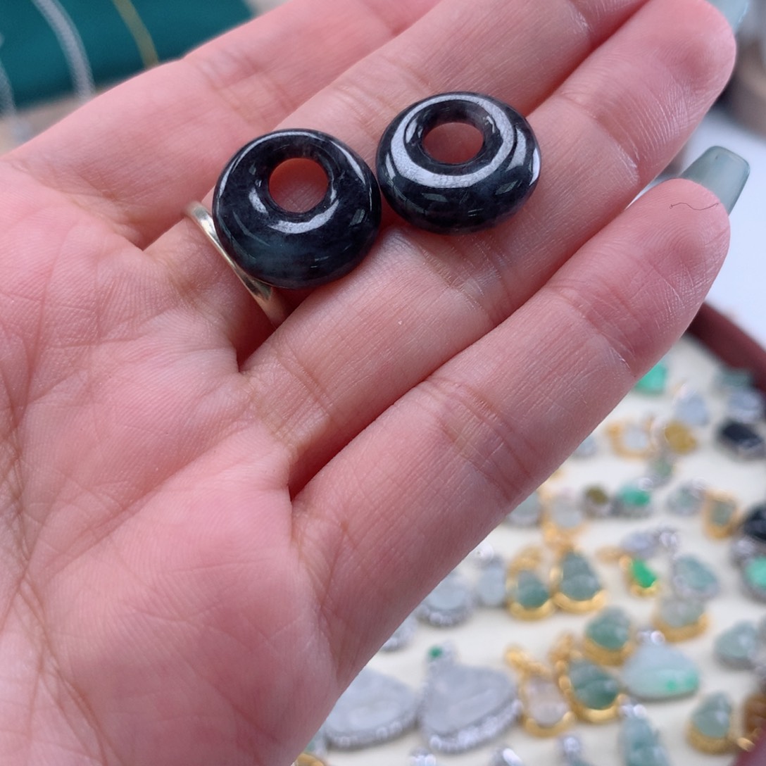 翡翠银S925镶嵌颈饰3****7乌鸡圈