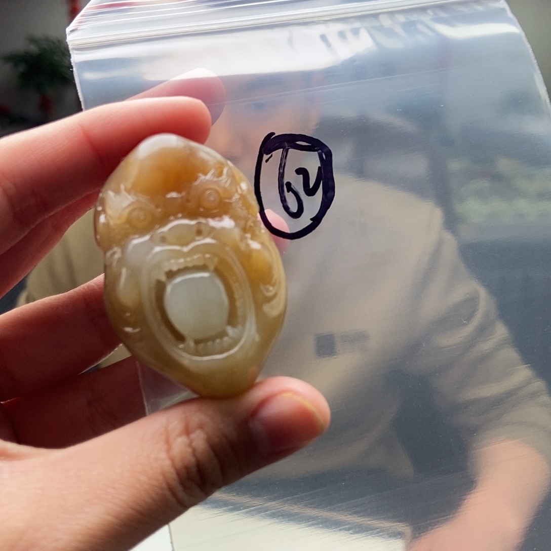 和田玉颜色多样性发拍一发一未镶嵌