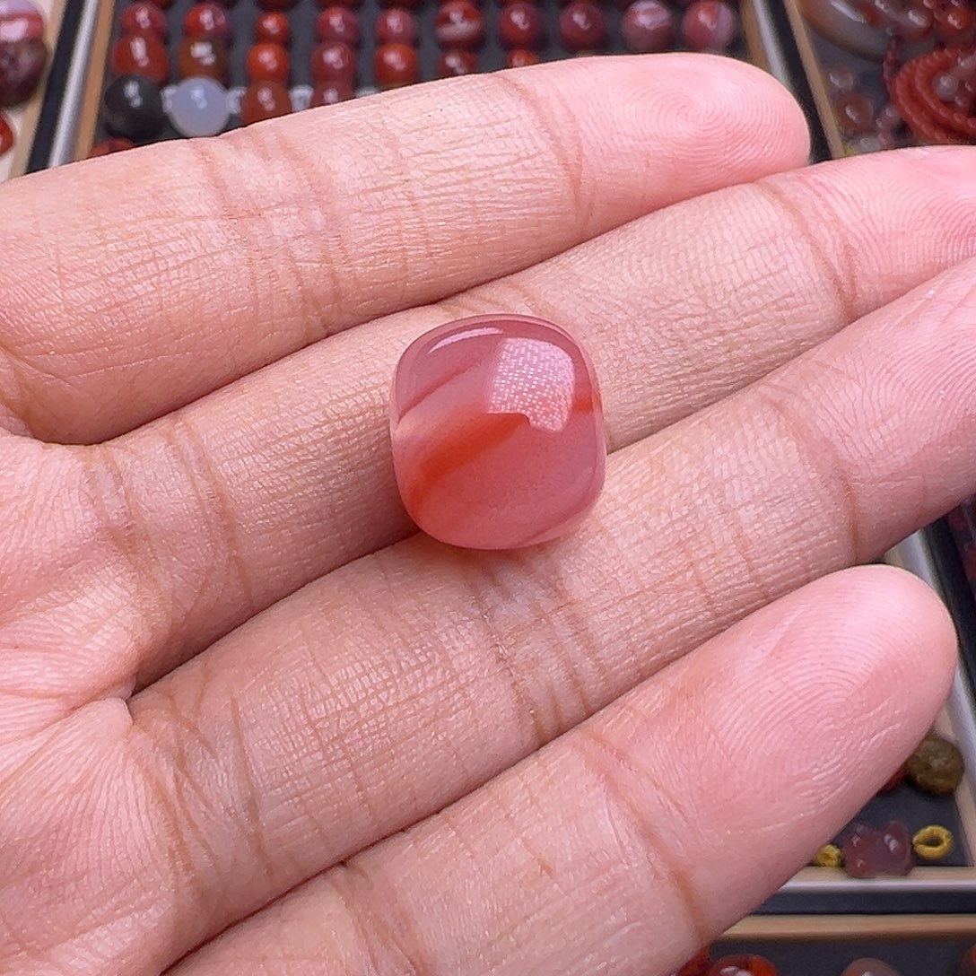 哈***3南红玛瑙未镶嵌珠宝奇石