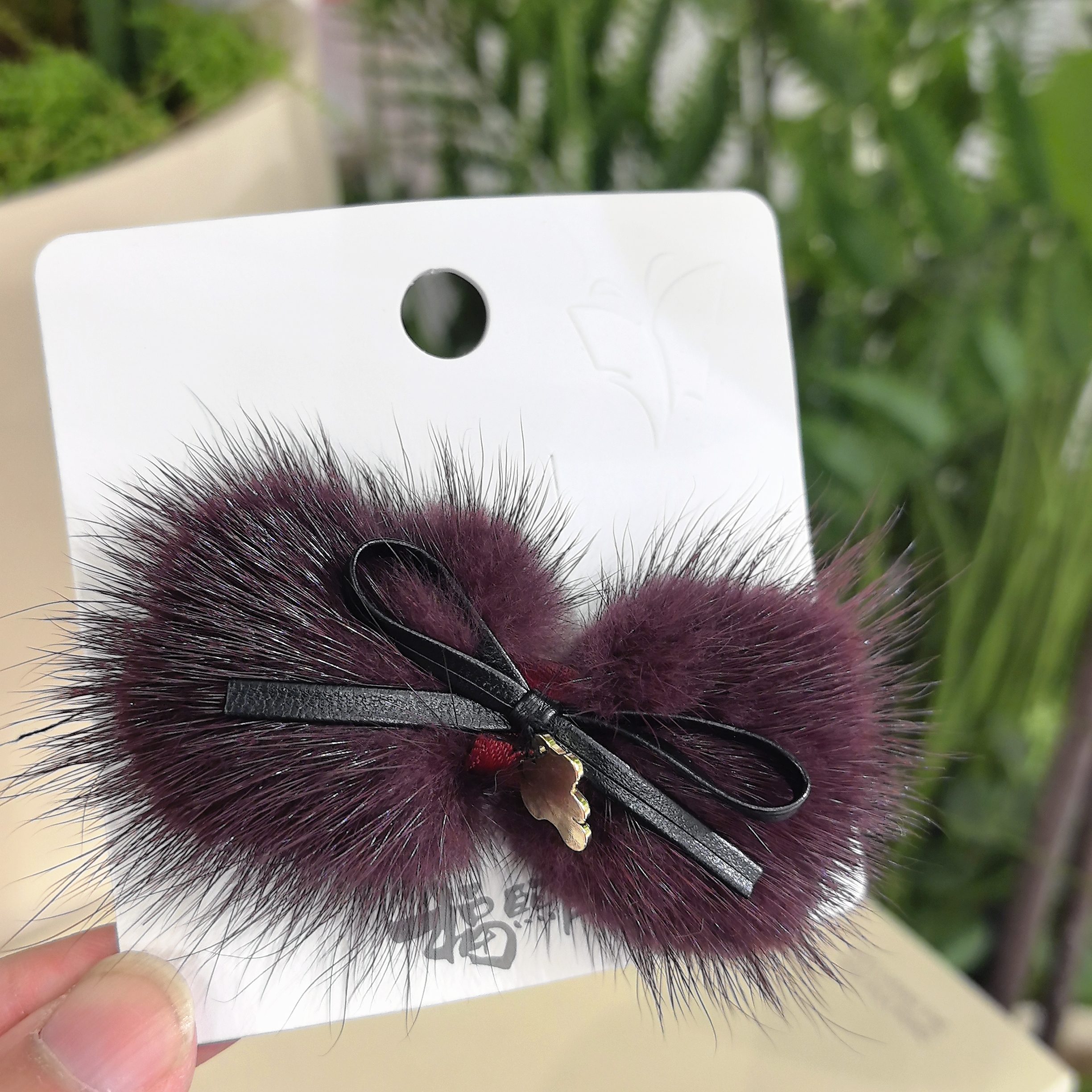 精致时尚高级感红色水貂毛蝴蝶结百搭八公分压夹5445