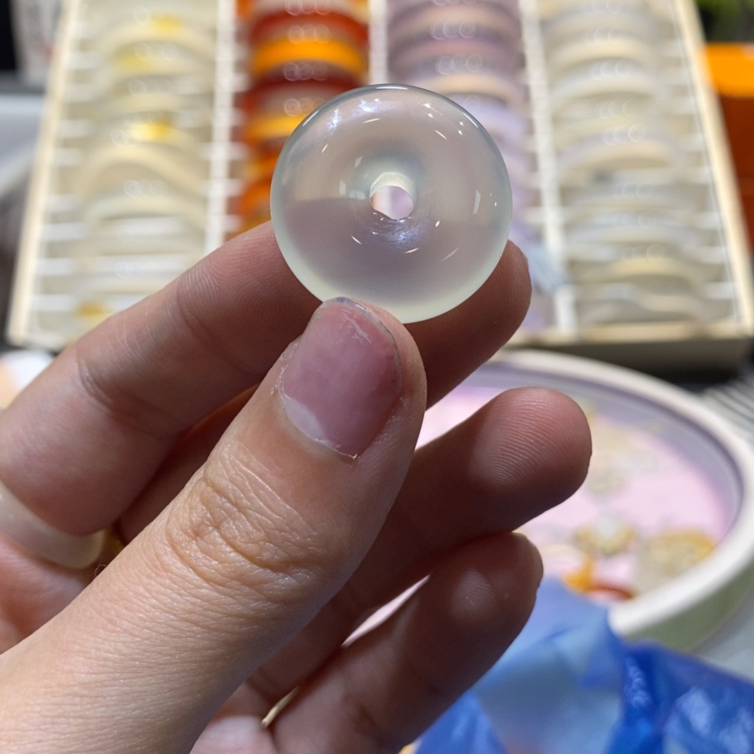 超***椒玛瑙/玉髓未镶嵌手镯