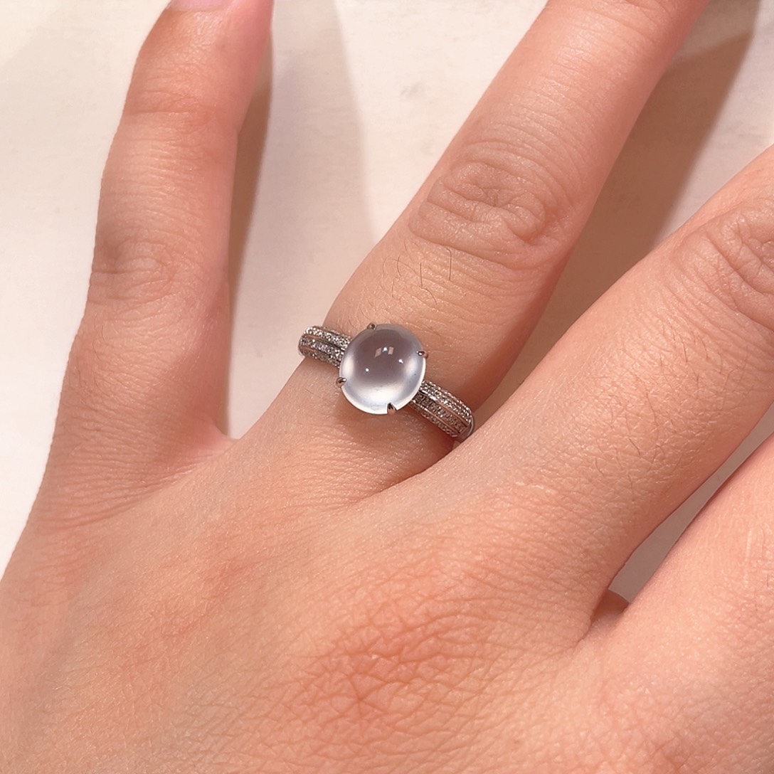 翡翠18K金镶嵌戒指南非钻