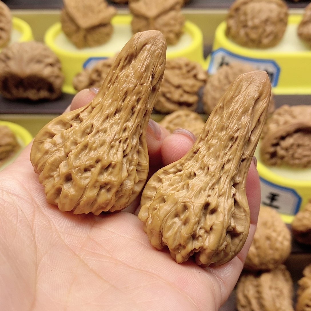 文玩核桃吊坠鸭嘴