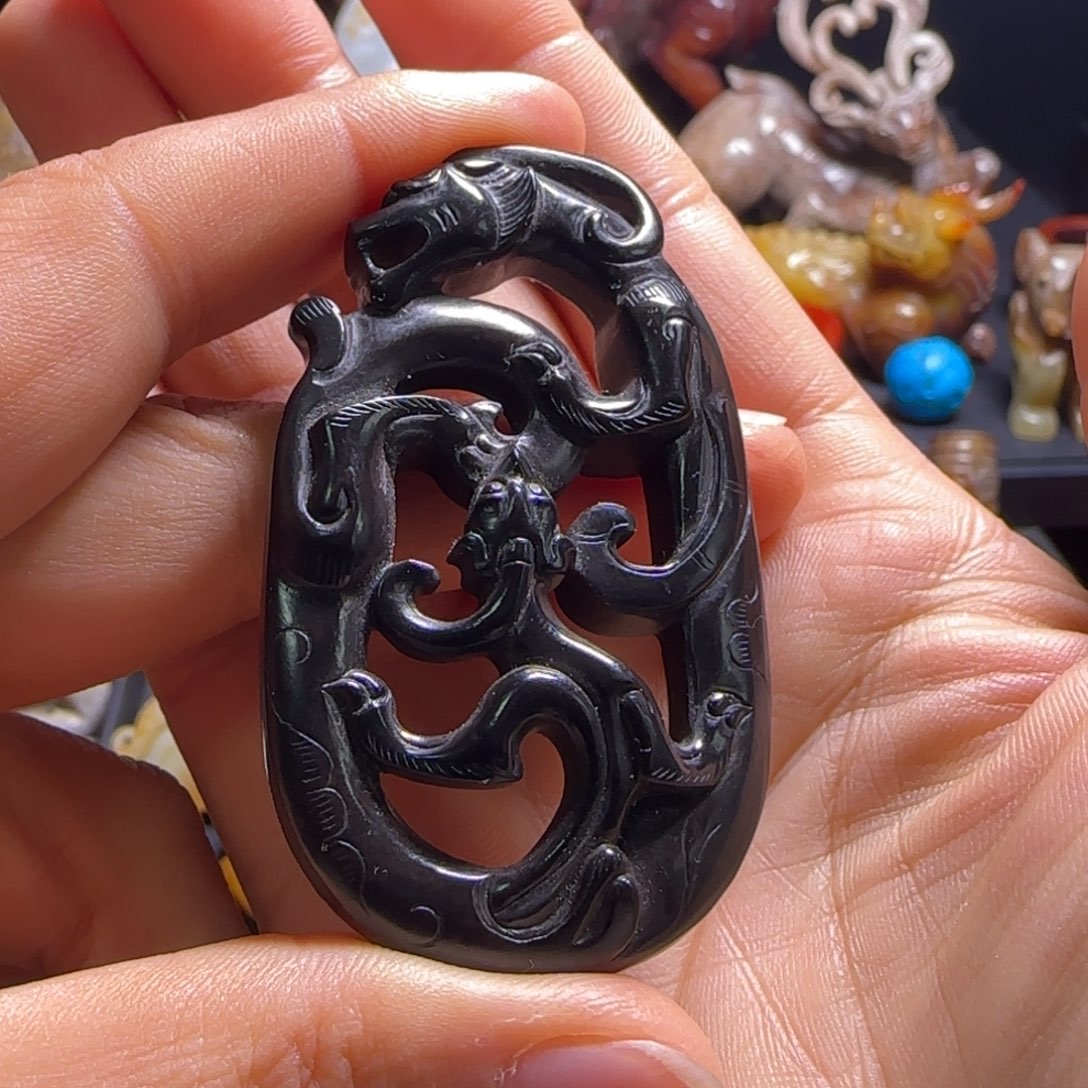 和田玉颈饰未镶嵌