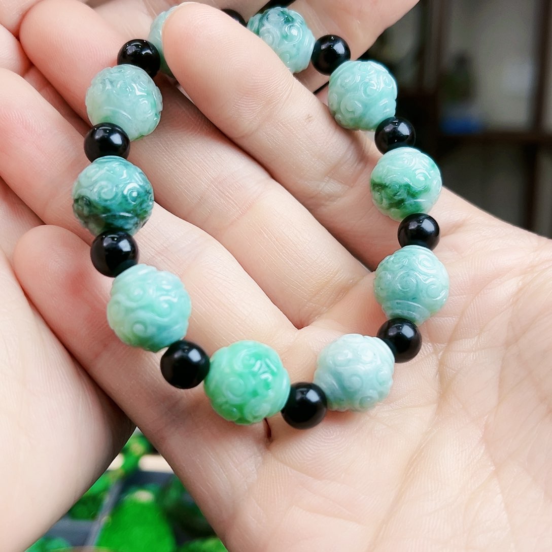 翡翠手链未镶嵌手链