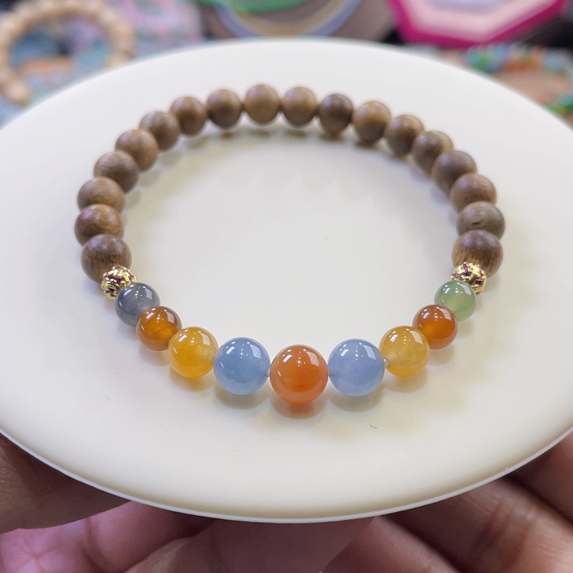 【闪购商品】翡翠颈饰未镶嵌浓彩