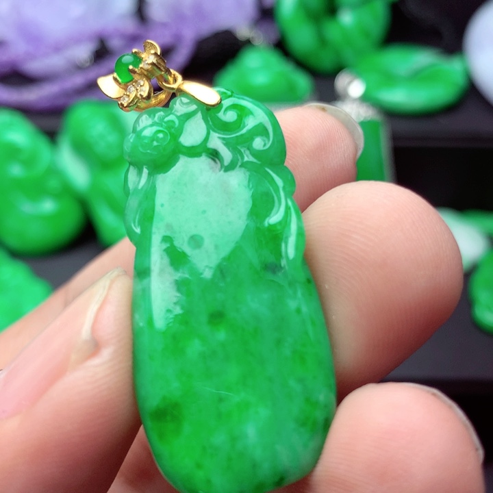 翡翠未镶嵌吊坠(不含链)