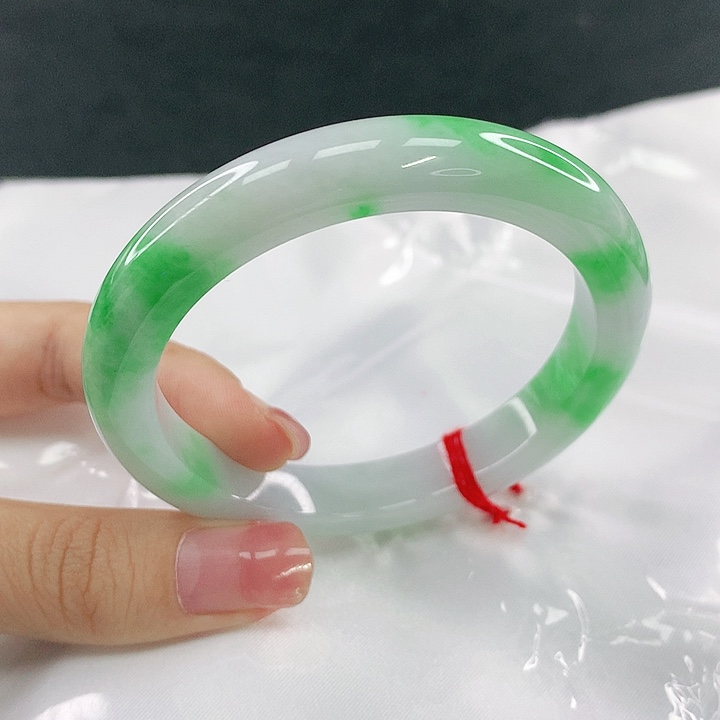 翡翠未镶嵌手镯圈54，03064