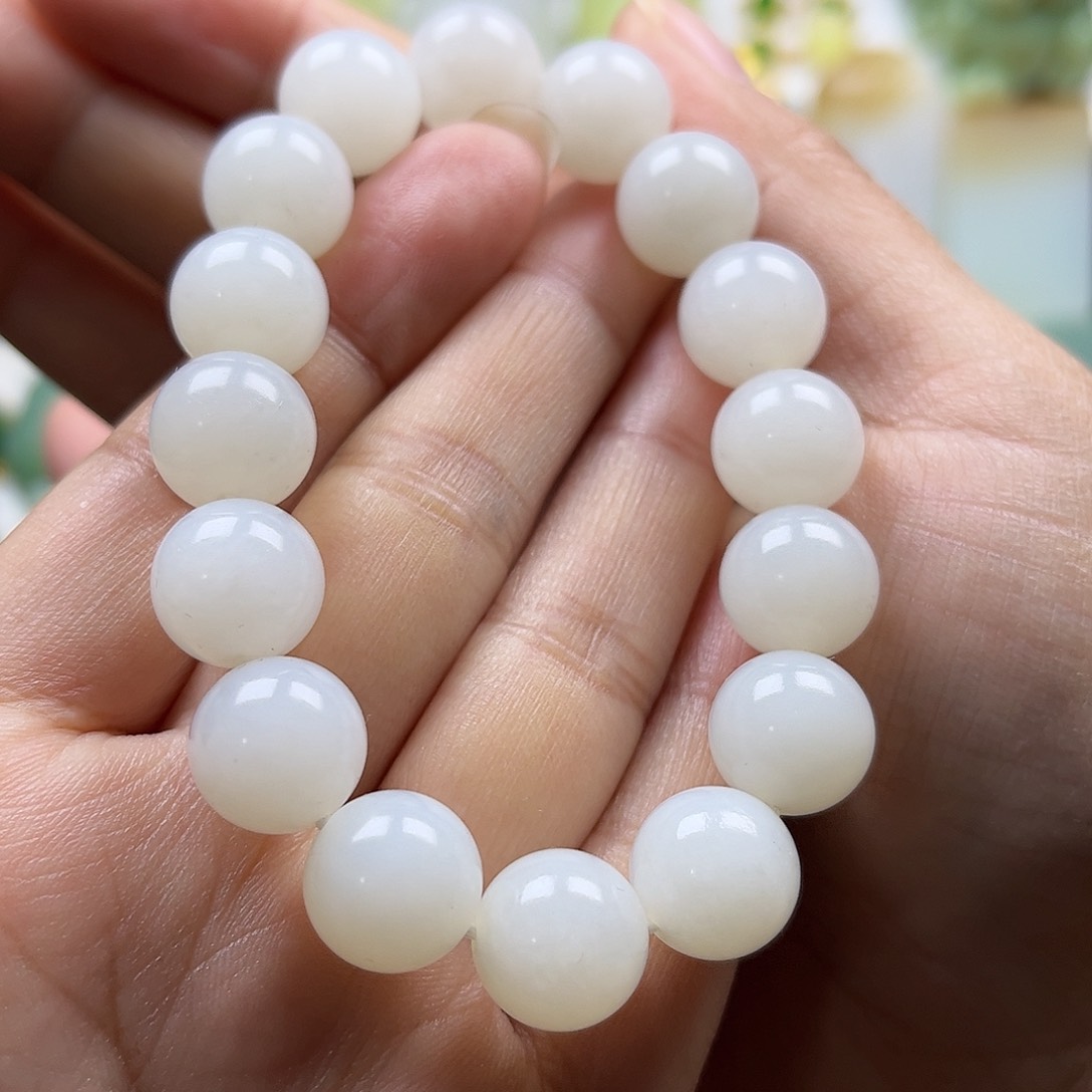 和田玉手串未镶嵌