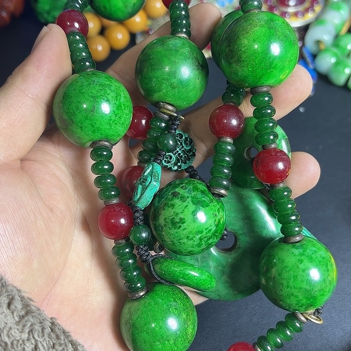 白玉菩提把件一个