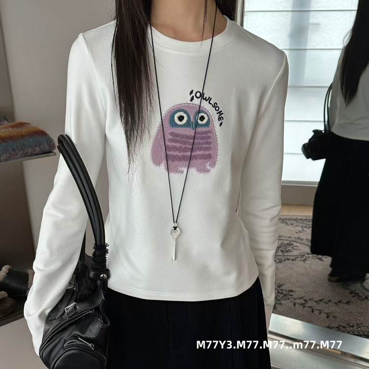 M77Y3正品77373德绒打底T恤女2025秋冬减龄卡通刺绣磨毛短款上衣
