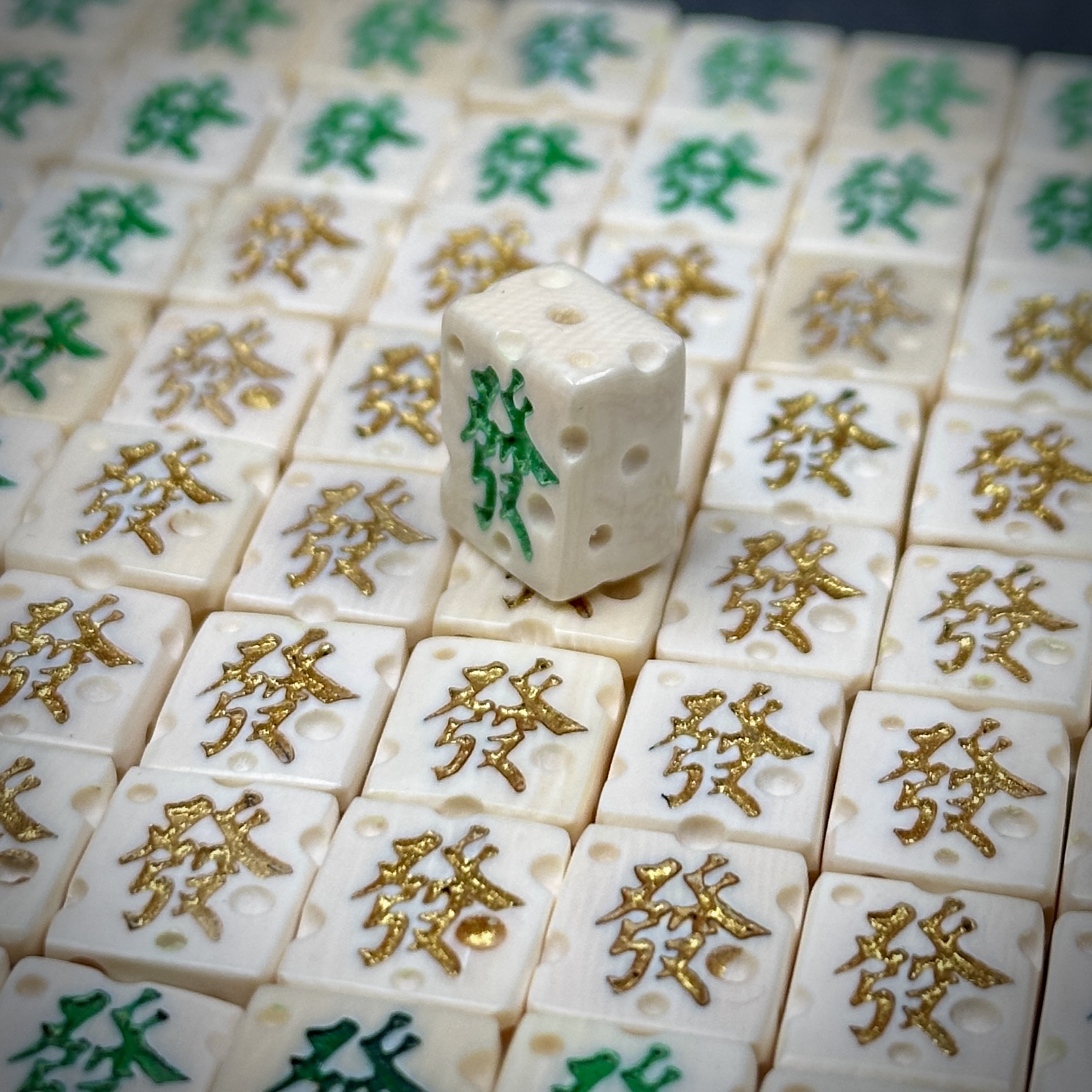A036天然猛犸牙小发财牌10x12x6.5mm支持鉴定假一罚四