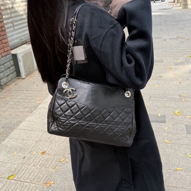 95新 Chanel/香奈儿 香奈儿 黑色菱格纹tote包