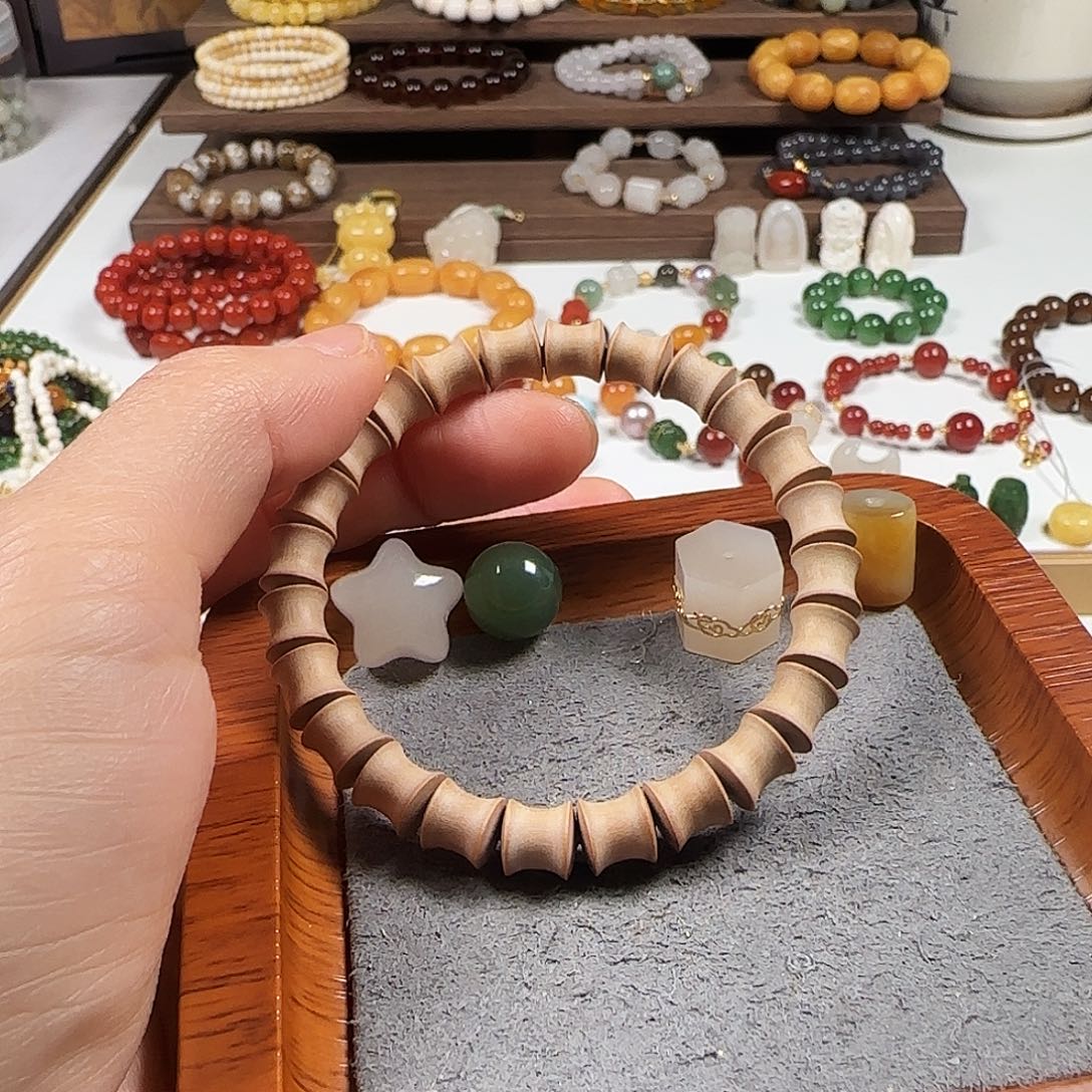 喵***锤其他檀香木老山檀香