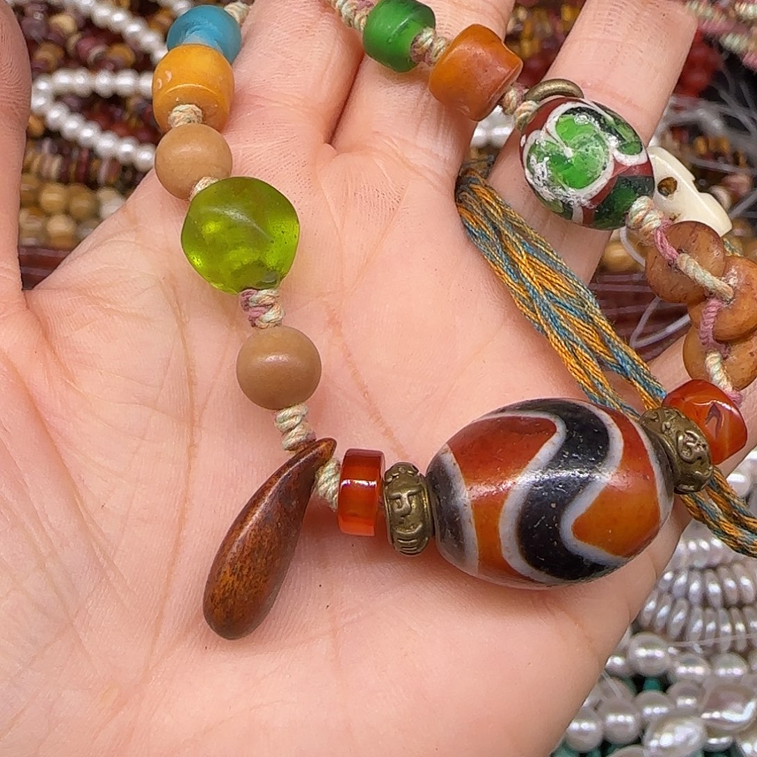 玛瑙/玉髓合金珠宝半成品项链一条