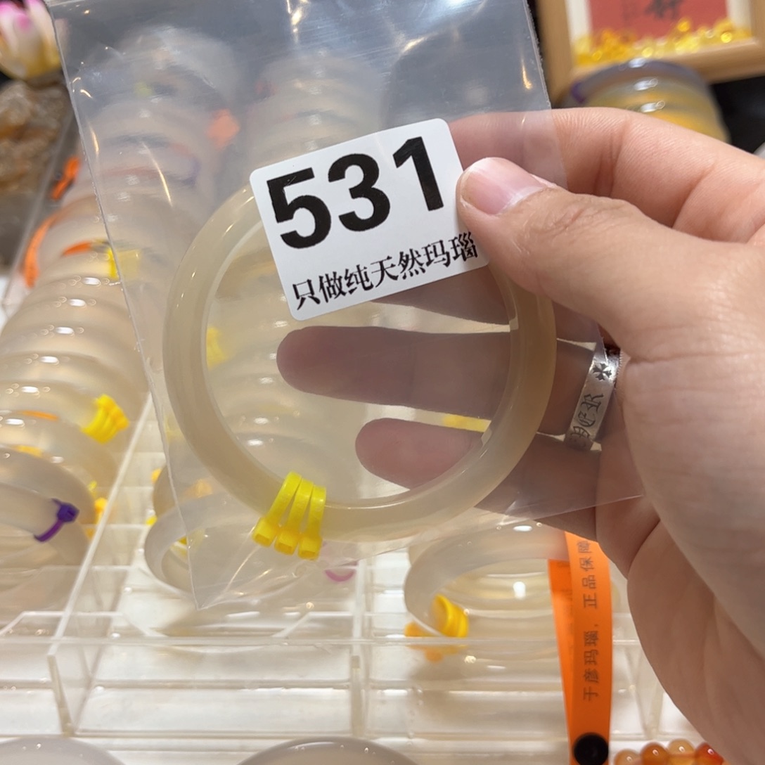 手镯玛瑙/玉髓未镶嵌别****包531