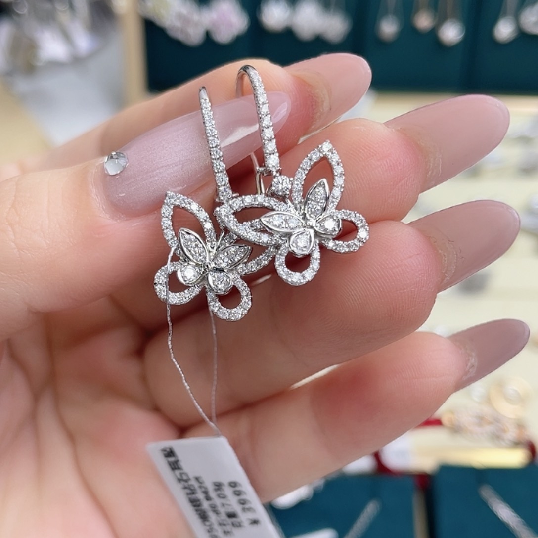 实验室培育钻石铂Pt950镶嵌蝴蝶耳勾