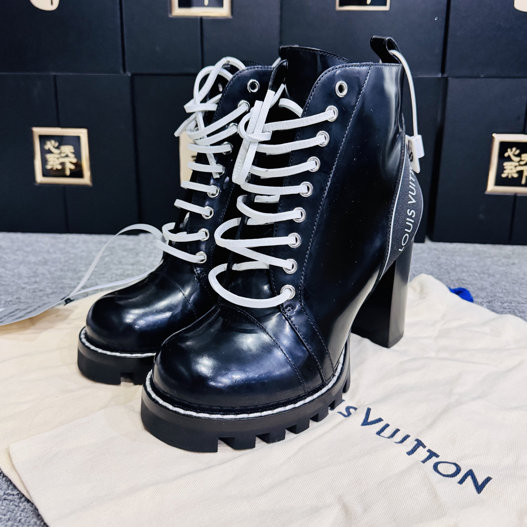 99新 LouisVuitton/路易威登 圆头粗跟马丁靴38码ysc4133