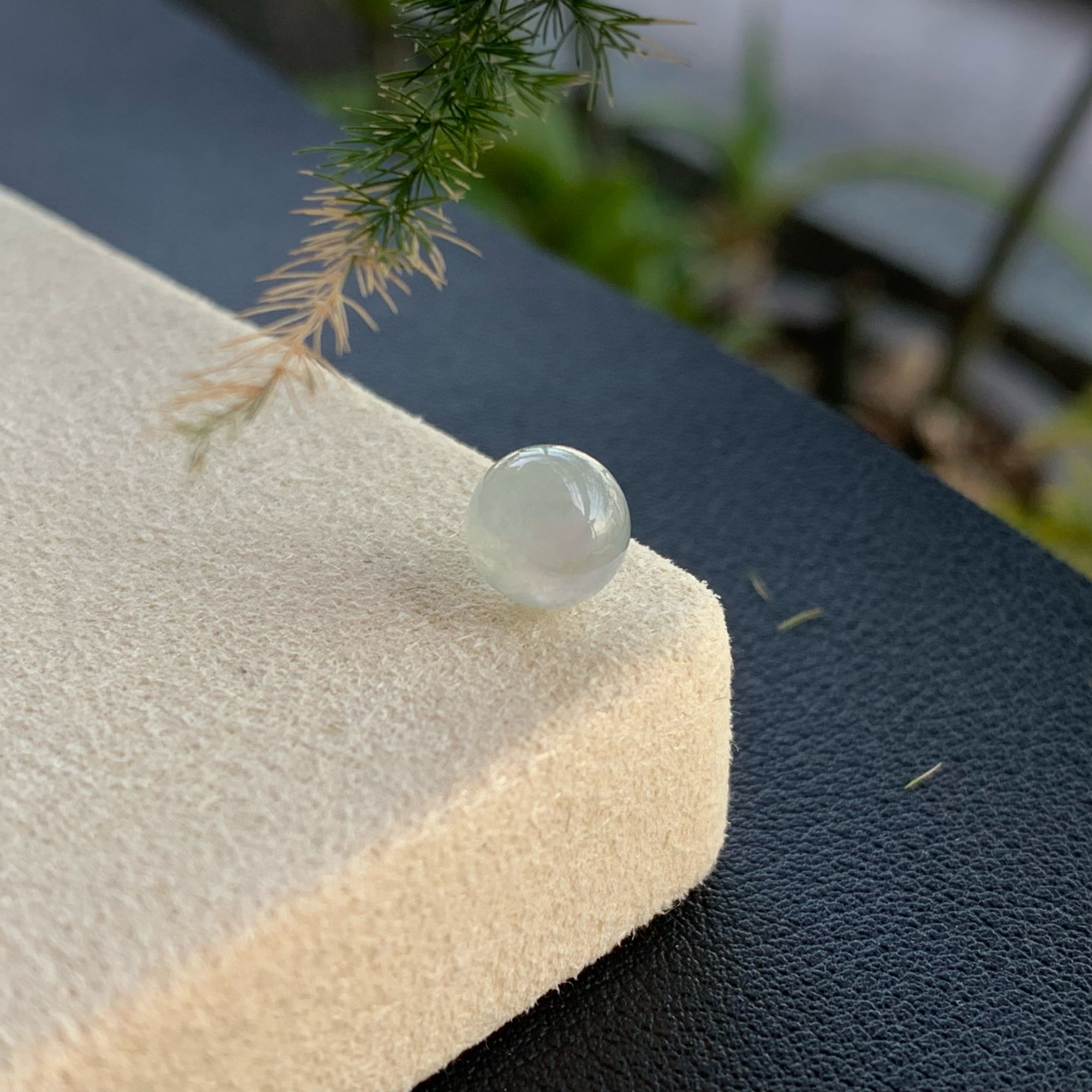 缅甸天然a货翡翠卡6.2mm冰晴绿