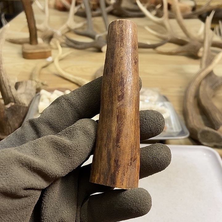 动***二大叶紫檀（黑酸枝木类）