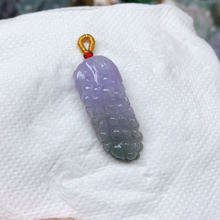 翡翠未镶嵌颈饰27号链接