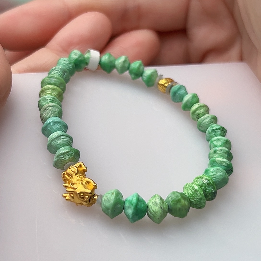 绿松石珠宝奇石18K金镶嵌