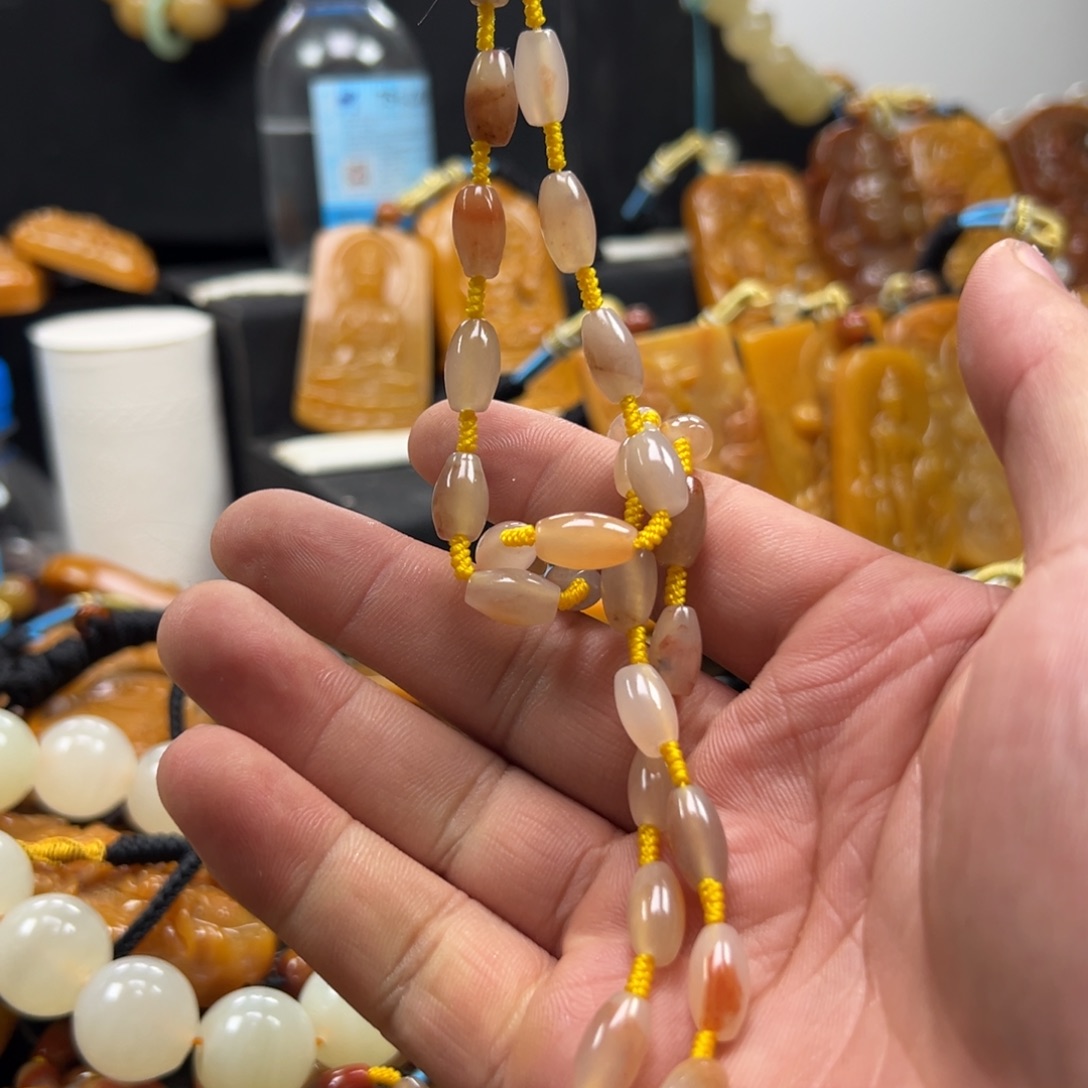 人***人石英质玉（黄龙玉）未镶嵌多选一发货