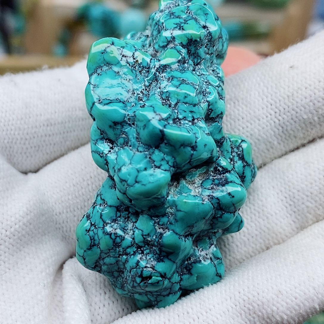 绿松石颈饰未镶嵌