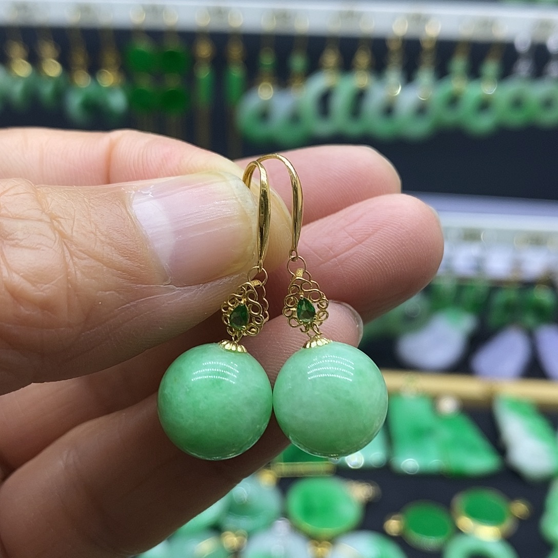 翡翠18K金镶嵌耳饰耳坠