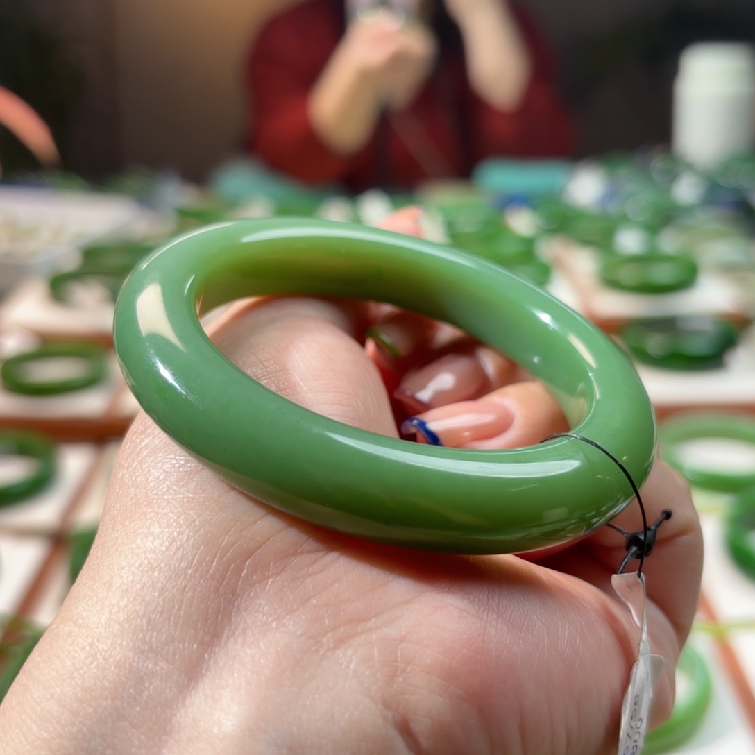 未镶嵌手镯和田玉（碧玉）57-58