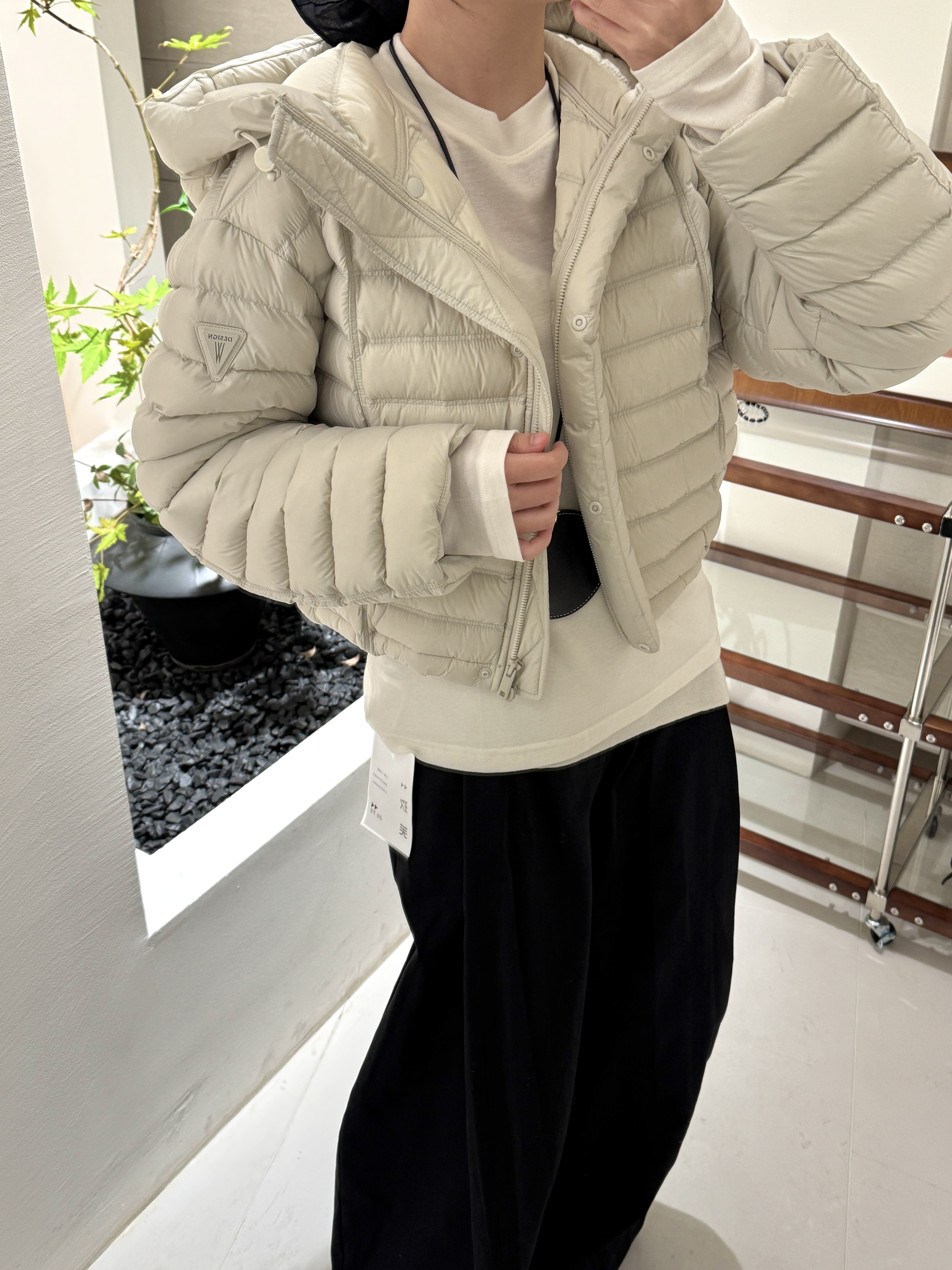 新国标90白鸭绒2025爆款冬季INS风排骨羽绒服外套短款休闲百搭