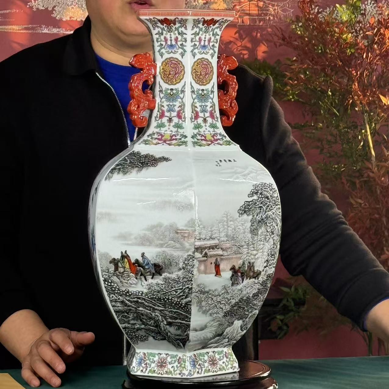 宏泰·瓷源 景德镇高端赏瓷  双耳六方尊