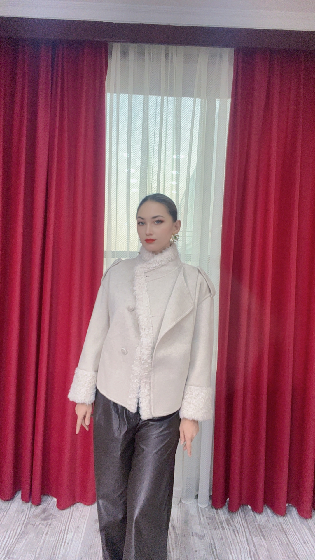 25款爆款秋冬百搭女士常规款双面拼接毛呢外套短款厚款气质