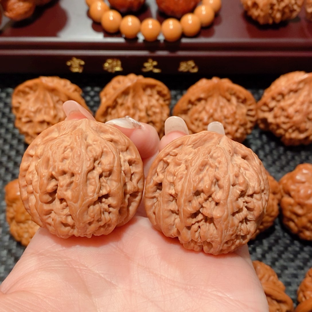 文玩核桃把件大粗筋
