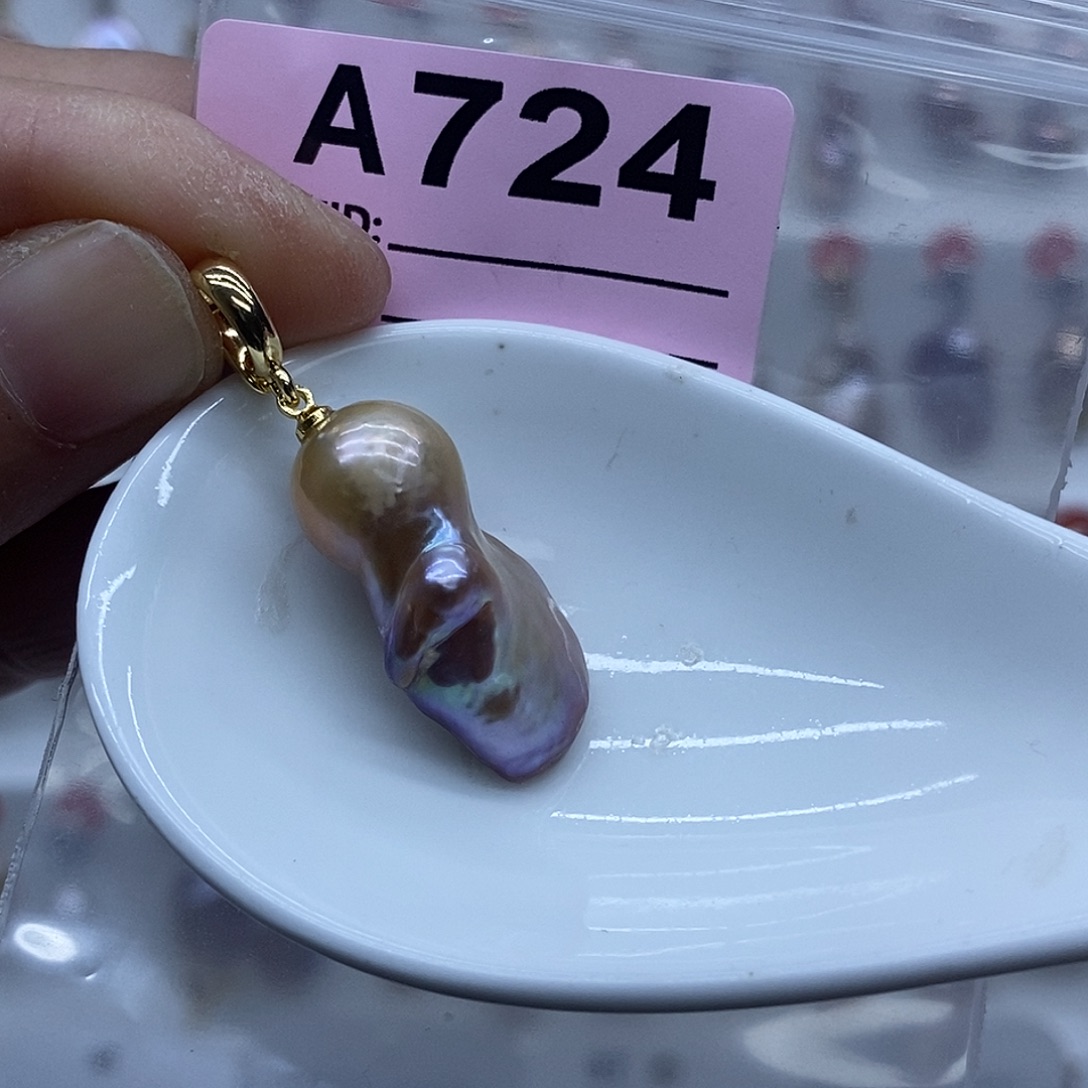 颈饰未镶嵌淡水珍珠