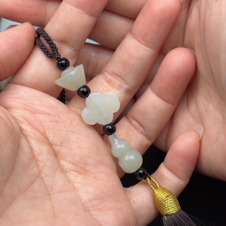 未镶嵌和田玉挂件