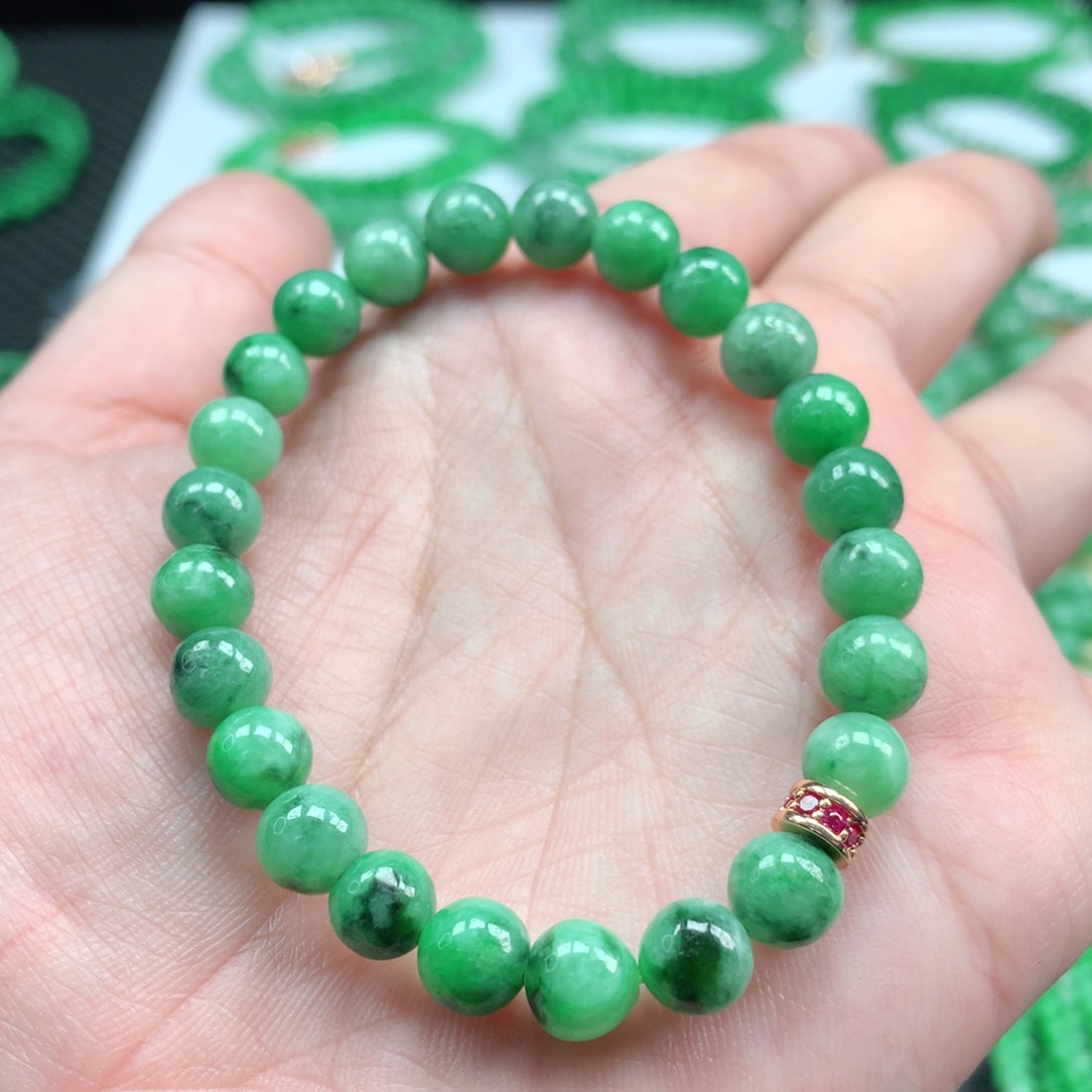 翡翠手链未镶嵌翡翠