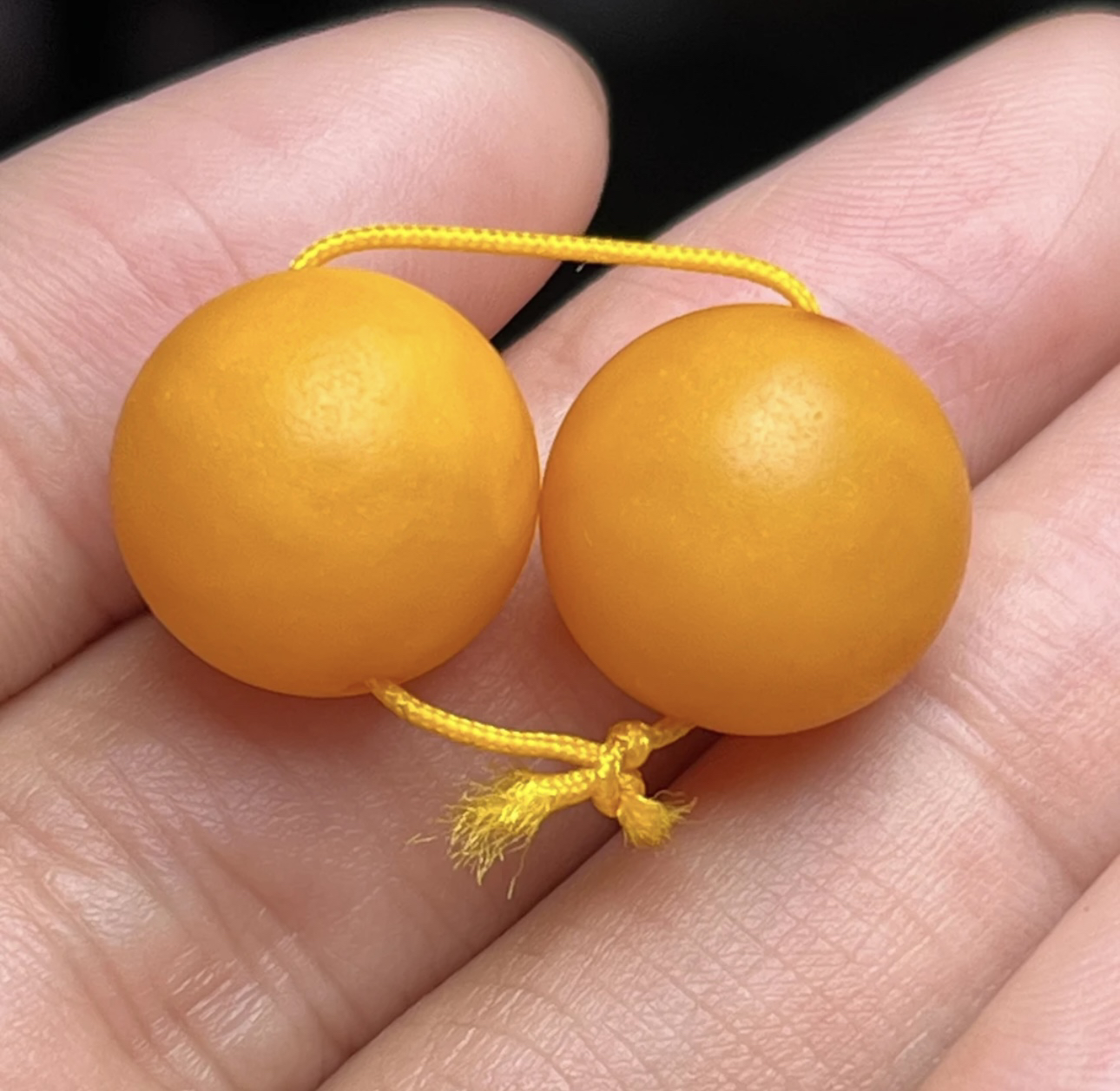 天然琥珀蜜蜡圆珠13mm