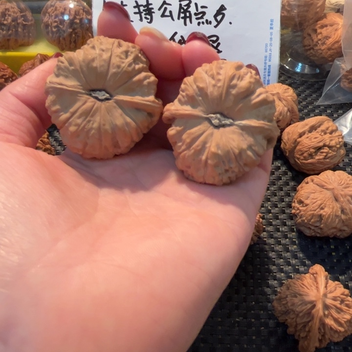 文玩核桃把件南瓜墩