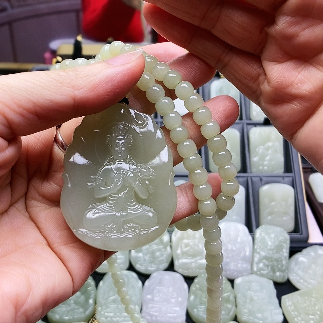 和田玉颈饰未镶嵌用****7