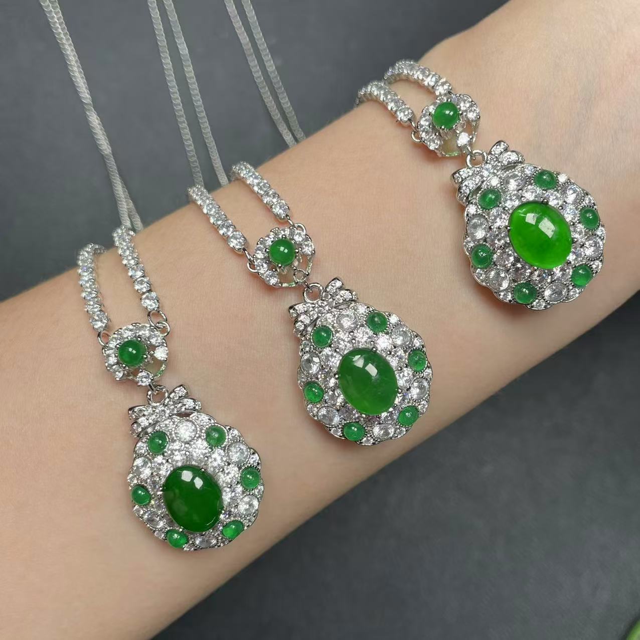 【胖】翡翠吊坠多样性发其一@K