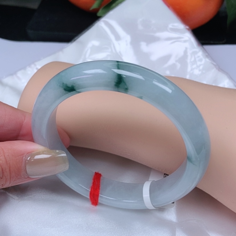 【闪购商品】翡翠手镯未镶嵌，