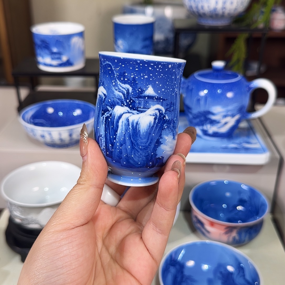 ㅤ****青花山水手绘杯杯