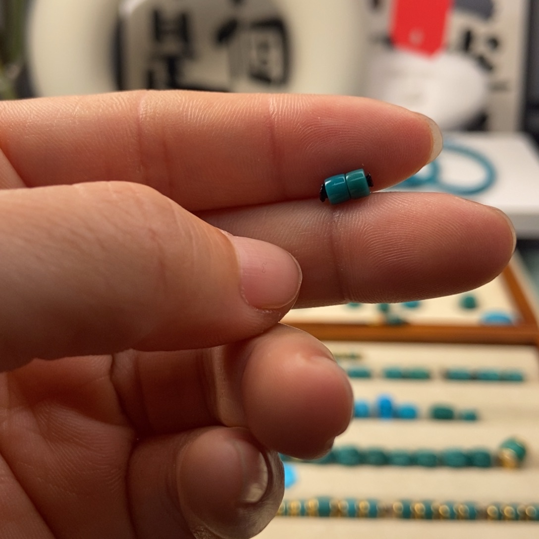 绿松石配饰未镶嵌